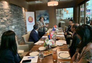 ASEAN Consuls General in Vancouver (ACGV) bid farewell to outgoing Consuls General