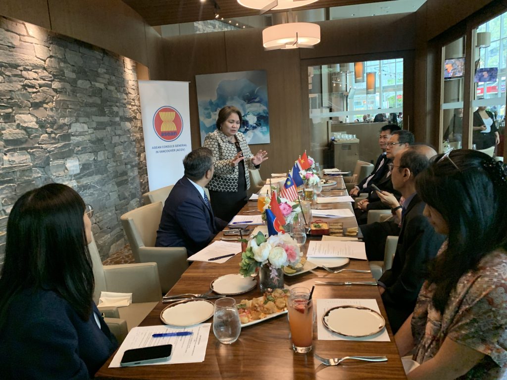 ASEAN Consuls General in Vancouver (ACGV) bid farewell to outgoing Consuls General